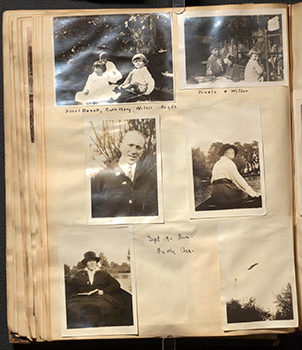 /images/penfieldfonds/med/pen_photograph_album_1919_1927_pg033.jpg