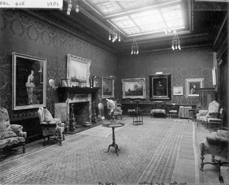 Art gallery in Ross House