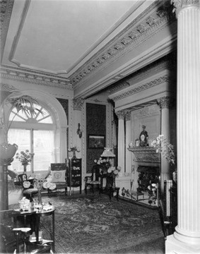 Sitting room (1902)