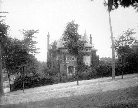 Lady Meredith House (1906)