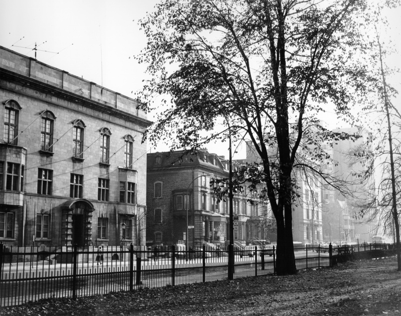 Student Union and Strathcona Hall from east