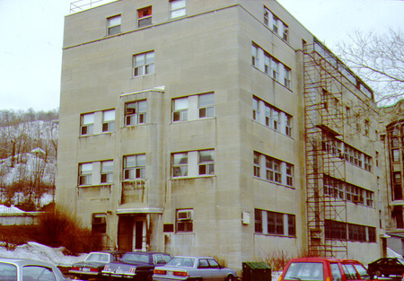 Donner Building 