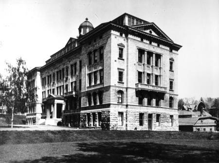 Macdonald Engineering Building