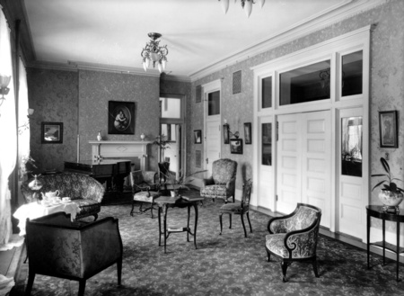 Sitting room (1903)